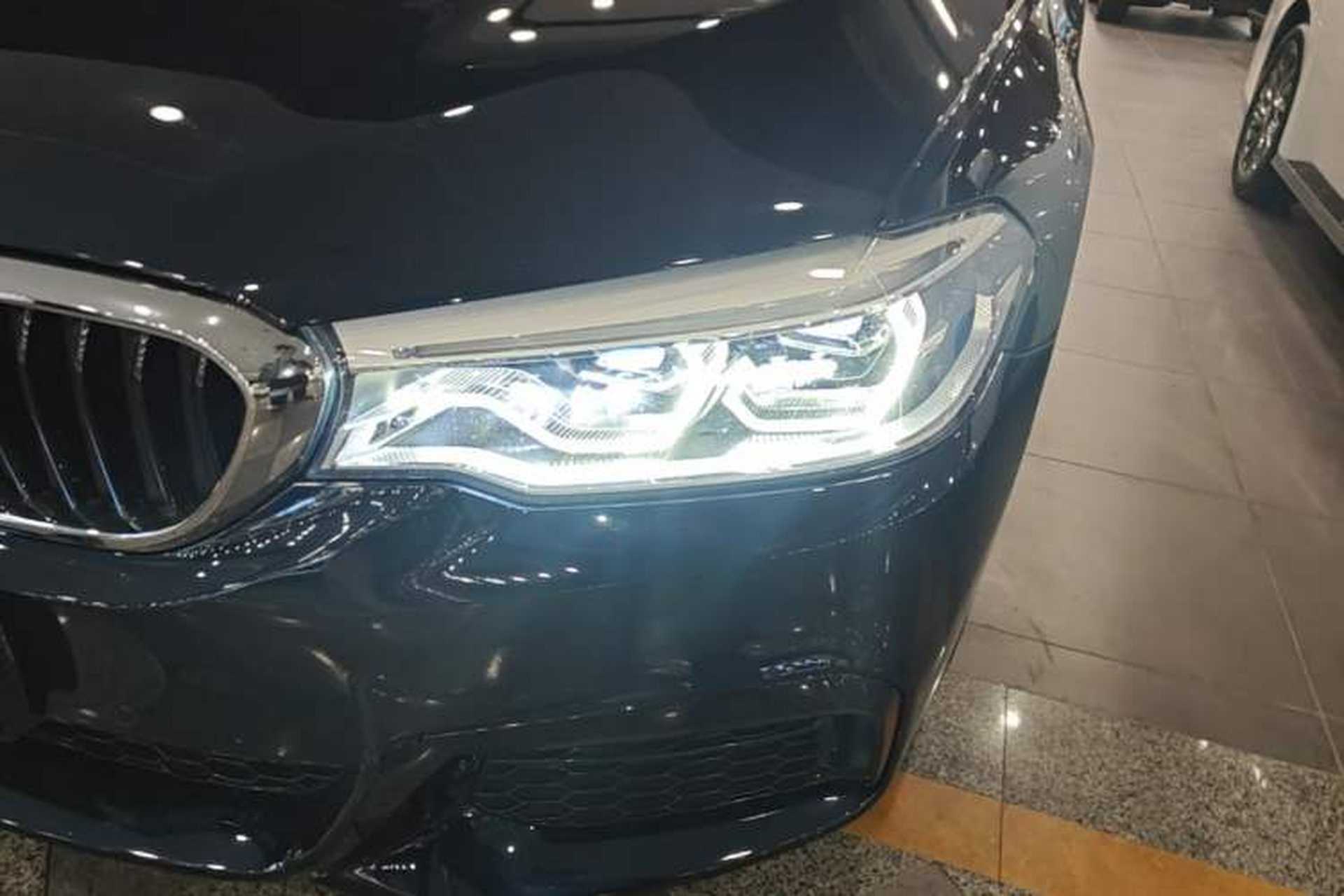 Used BMW 5 Series 2020 530Li Luxury Edition M Sport Package Left Front Headlight
