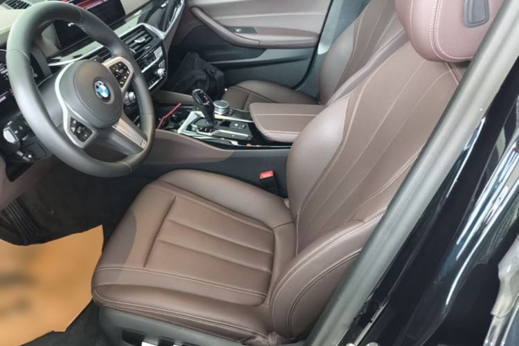 Used BMW 5 Series 2020 525Li M Sport Package Left Front Seat