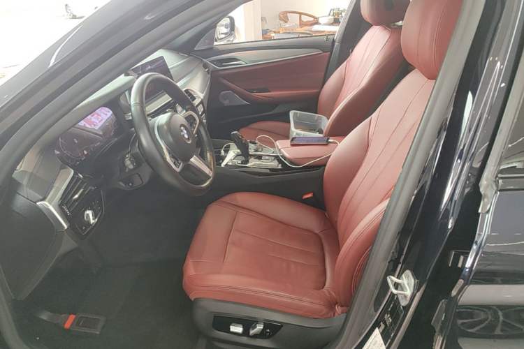 Used BMW 5 Series 2020 530Li Luxury Edition M Sport Package Left Front Seat