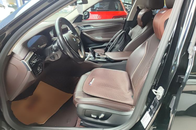 Used BMW 5 Series 2020 530Li Leading Edition Luxury Package Left Front Seat