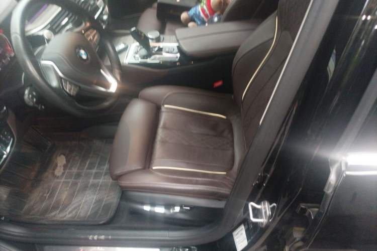 Used BMW 5 Series 2020 530Li Luxury Edition Premium Package Left Front Seat