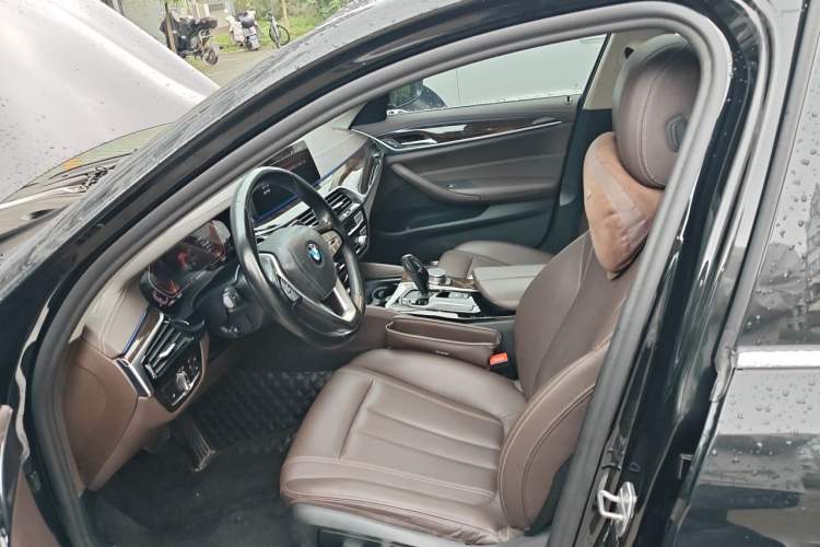 Used BMW 5 Series 2020 525Li Luxury Package Left Front Seat