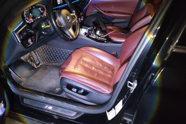 Used BMW 5 Series 2020 530Li Luxury Edition M Sport Package Left Front Seat