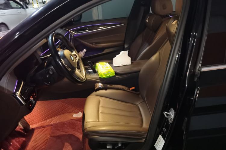 Used BMW 5 Series 2020 525Li M Sport Package Left Front Seat