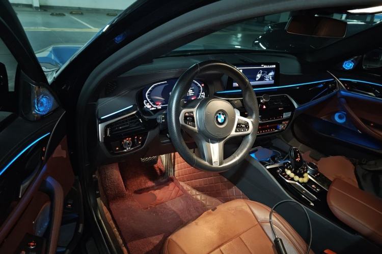 Used BMW 5 Series 2020 530Li Leading Model M Sport Package Left Front Seat