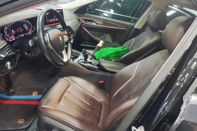 Used BMW 5 Series 2020 530Li Leading Edition Luxury Package Left Front Seat
