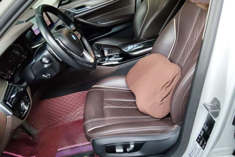 Used BMW 5 Series 2020 530Li xDrive Luxury Package Left Front Seat