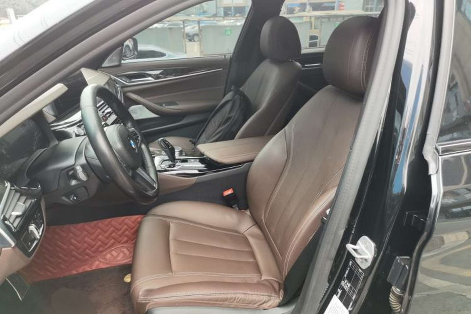 Used BMW 5 Series 2020 525Li M Sport Package Left Front Seat