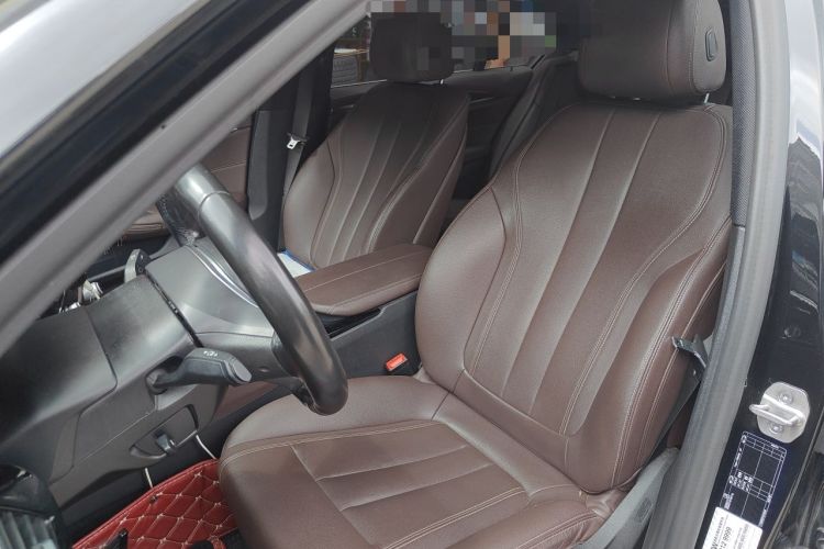 Used BMW 5 Series 2020 525Li M Sport Package Left Front Seat
