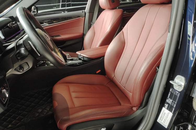 Used BMW 5 Series 2020 530Li Leading Model M Sport Package Left Front Seat