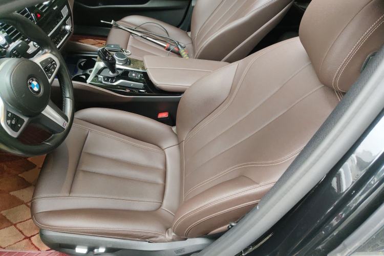 Used BMW 5 Series 2020 525Li M Sport Package Left Front Seat