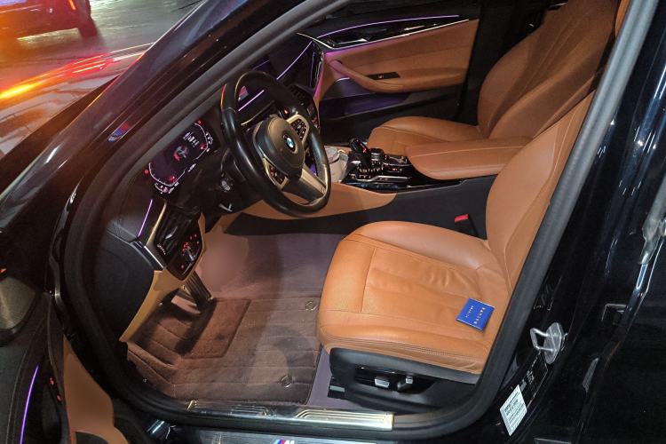 Used BMW 5 Series 2020 530Li Luxury Edition M Sport Package Left Front Seat