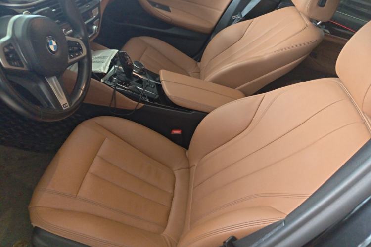 Used BMW 5 Series 2020 530Li Leading Model M Sport Package Left Front Seat