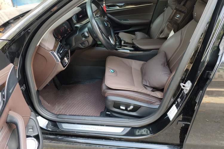 Used BMW 5 Series 2020 525Li Luxury Package Left Front Seat