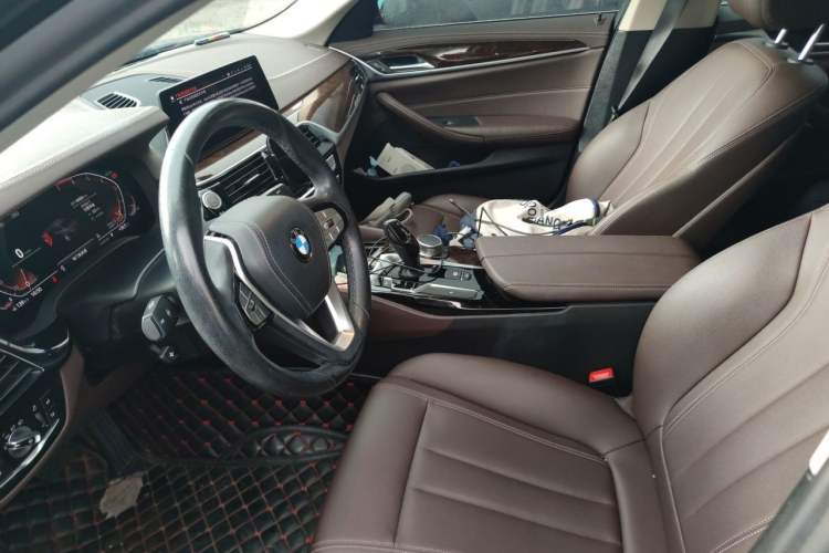 Used BMW 5 Series 2020 525Li Luxury Package Left Front Seat