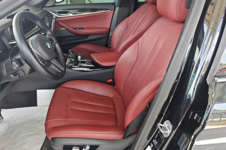 Used BMW 5 Series 2020 530Li Luxury Edition M Sport Package Left Front Seat