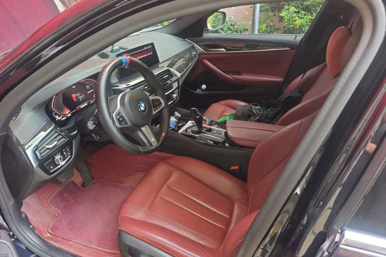 Used BMW 5 Series 2020 530Li Leading Model M Sport Package Left Front Seat