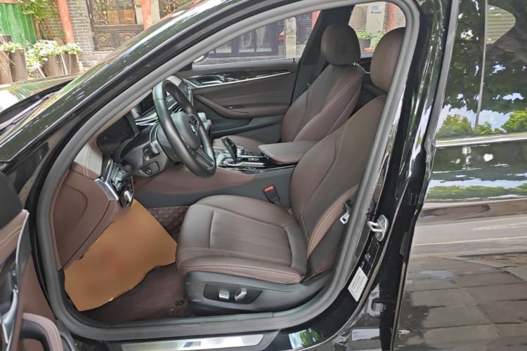 Used BMW 5 Series 2020 525Li M Sport Package Left Front Seat
