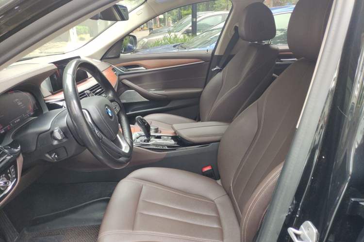Used BMW 5 Series 2020 525Li Luxury Package Left Front Seat