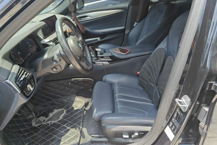 Used BMW 5 Series 2020 525i M Sport Package Left Front Seat