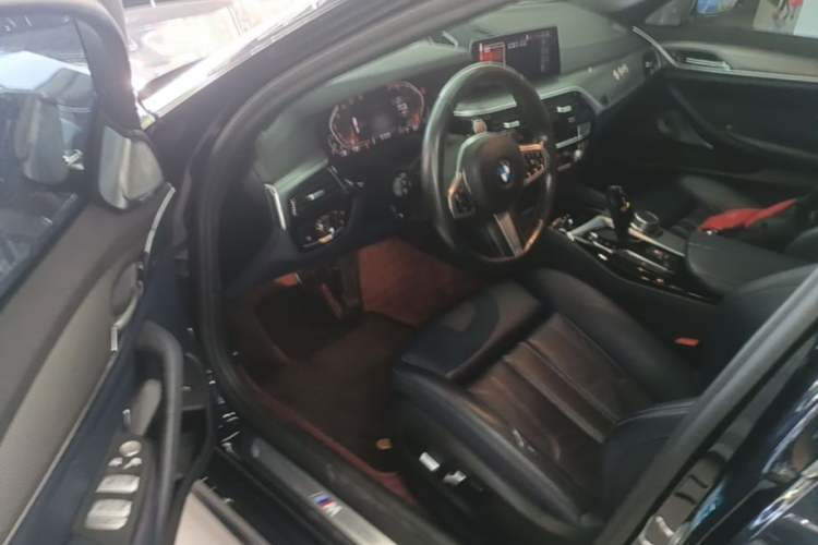 Used BMW 5 Series 2020 525i M Sport Package Left Front Seat