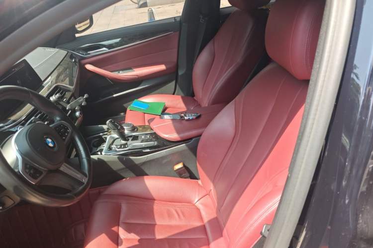 Used BMW 5 Series 2020 530Li Leading Model M Sport Package Left Front Seat