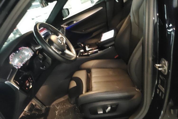 Used BMW 5 Series 2020 525i M Sport Package Left Front Seat