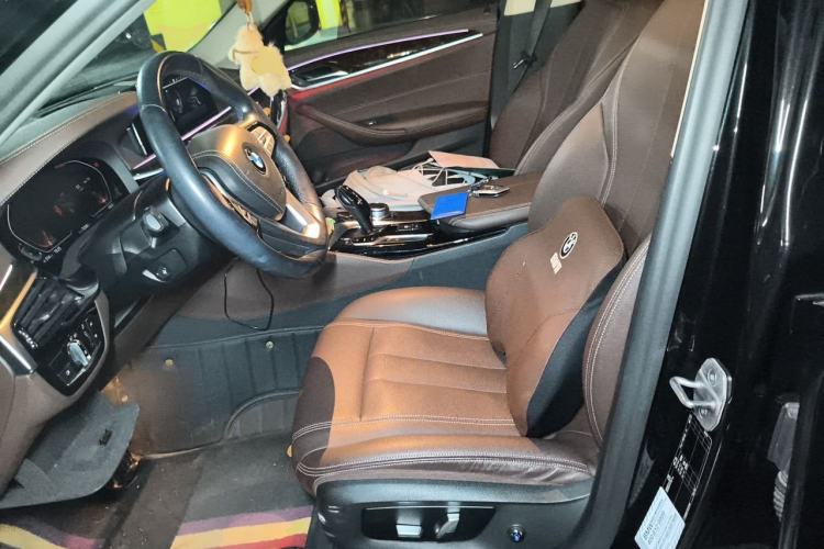Used BMW 5 Series 2020 525Li Luxury Package Left Front Seat