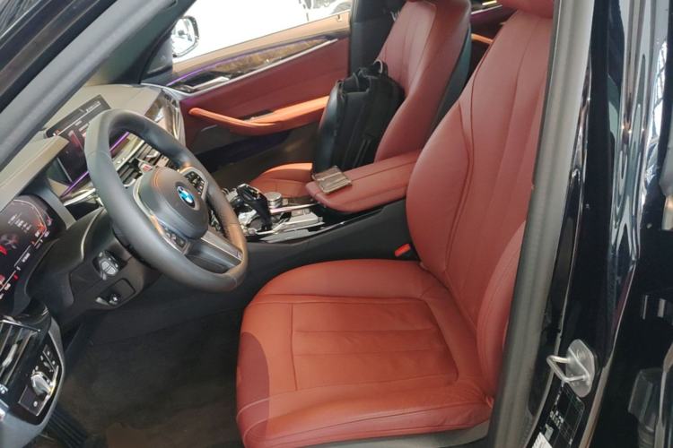 Used BMW 5 Series 2020 530Li Luxury Edition M Sport Package Left Front Seat