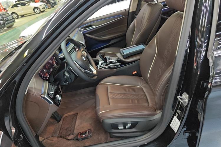Used BMW 5 Series 2020 530Li Leading Edition Luxury Package Left Front Seat