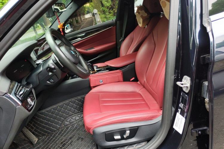 Used BMW 5 Series 2020 530Li Leading Model M Sport Package Left Front Seat