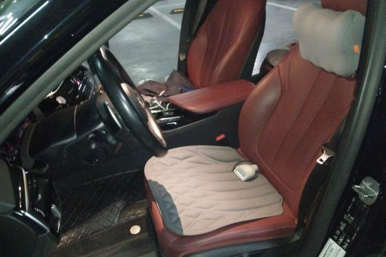 Used BMW 5 Series 2020 530Li xDrive M Sport Package Left Front Seat