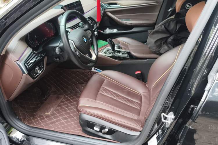 Used BMW 5 Series 2020 530Li Leading Edition Luxury Package Left Front Seat