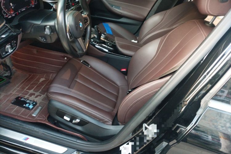 Used BMW 5 Series 2020 525Li M Sport Package Left Front Seat