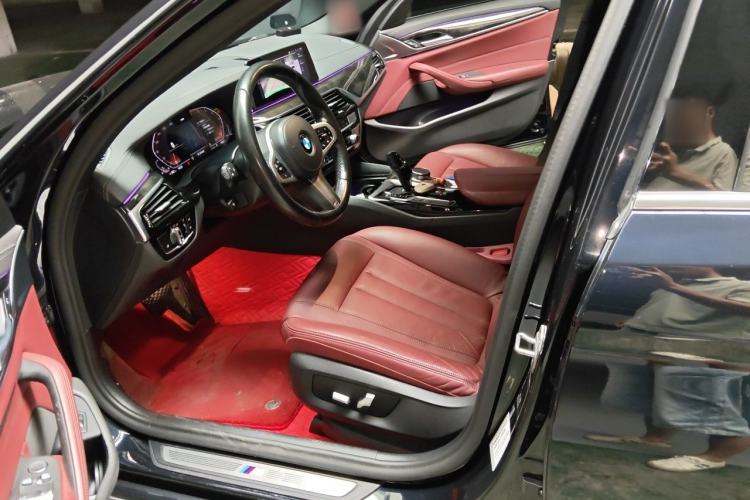 Used BMW 5 Series 2020 530Li Leading Model M Sport Package Left Front Seat