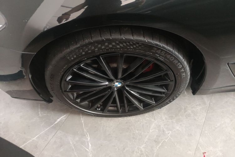 Used BMW 5 Series 2020 530Li Luxury Edition M Sport Package Left Front Wheel Hub
