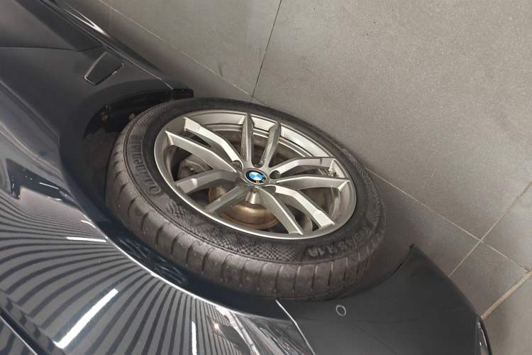 Used BMW 5 Series 2020 525i M Sport Package Left Front Wheel Hub