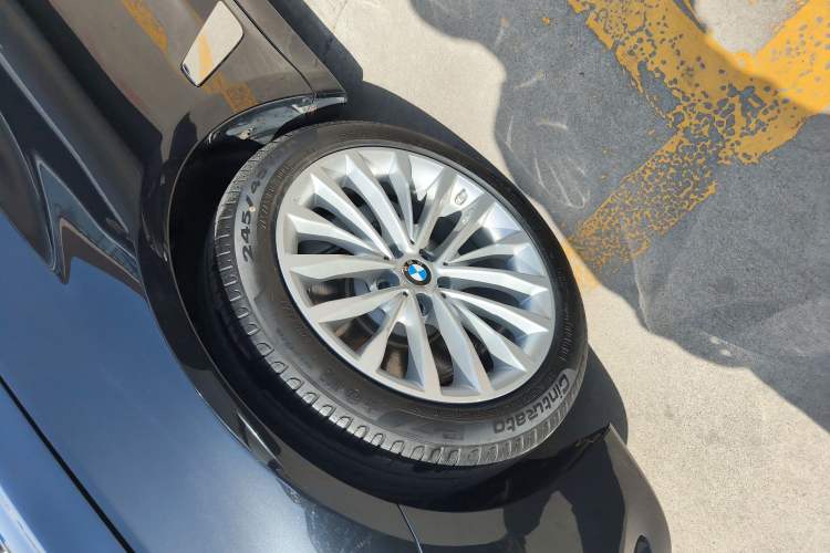 Used BMW 5 Series 2020 530Li Leading Edition Luxury Package Left Front Wheel Hub