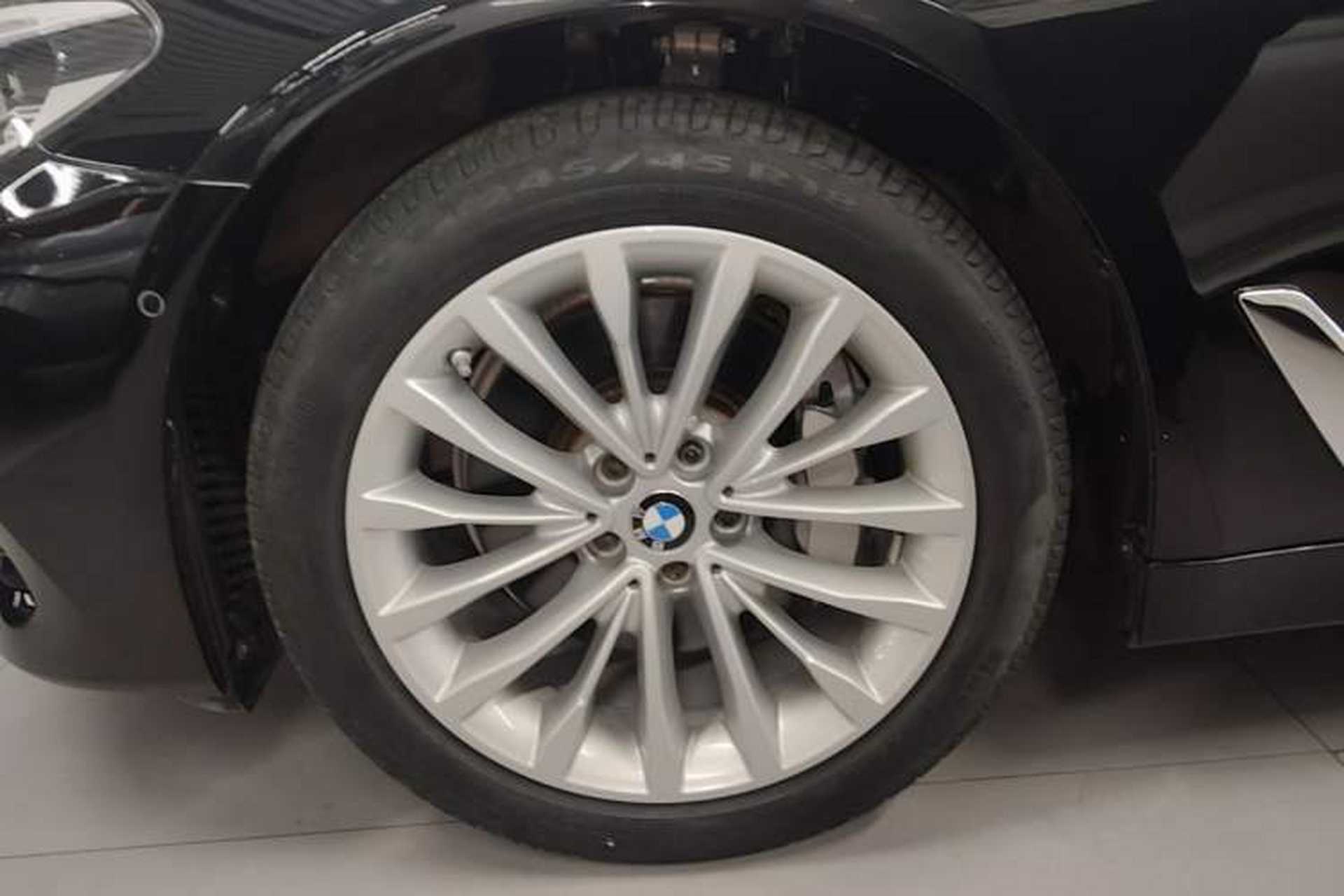 Used BMW 5 Series 2020 530Li Leading Edition Luxury Package Left Front Wheel Hub