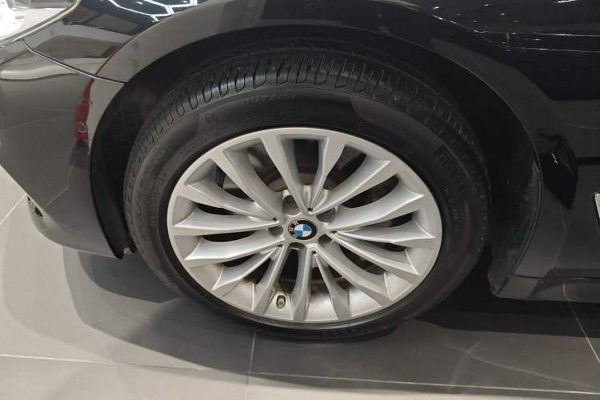 Used BMW 5 Series 2020 530Li Luxury Edition Premium Package Left Front Wheel Hub