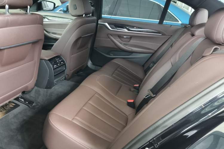 Used BMW 5 Series 2020 525Li M Sport Package Left Rear Seat