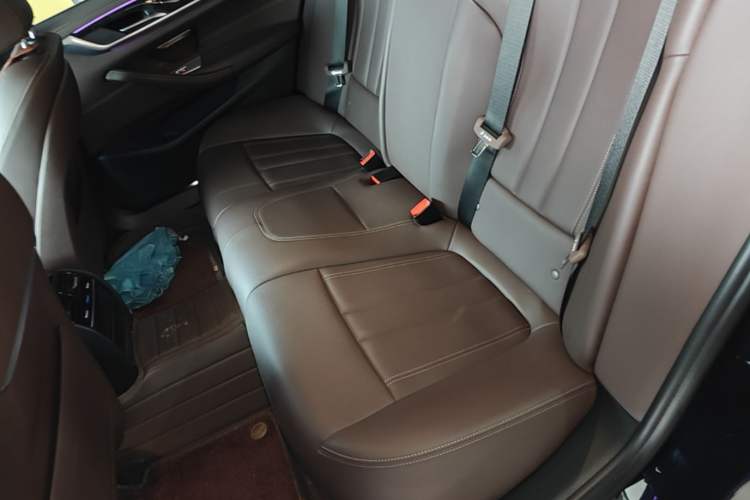 Used BMW 5 Series 2020 525Li M Sport Package Left Rear Seat