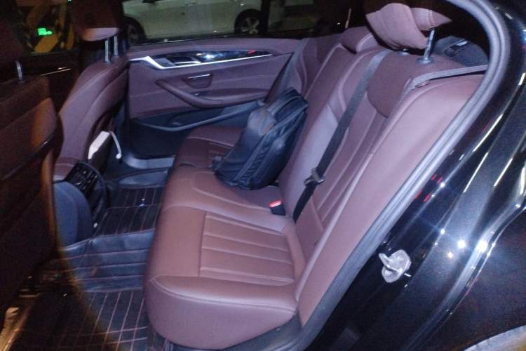Used BMW 5 Series 2020 525Li M Sport Package Left Rear Seat