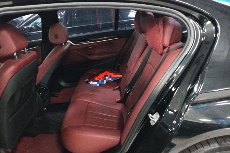 Used BMW 5 Series 2020 530Li Leading Model M Sport Package Left Rear Seat