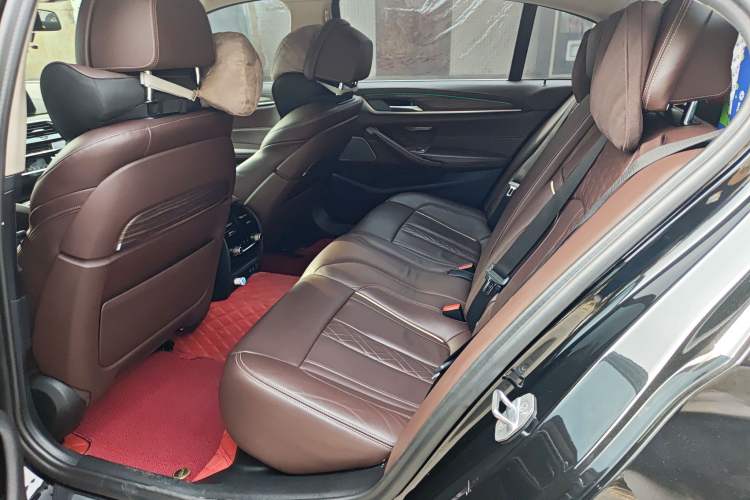 Used BMW 5 Series 2020 530Li Luxury Edition Premium Package Left Rear Seat