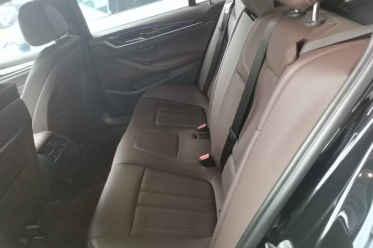 Used BMW 5 Series 2020 525Li M Sport Package Left Rear Seat