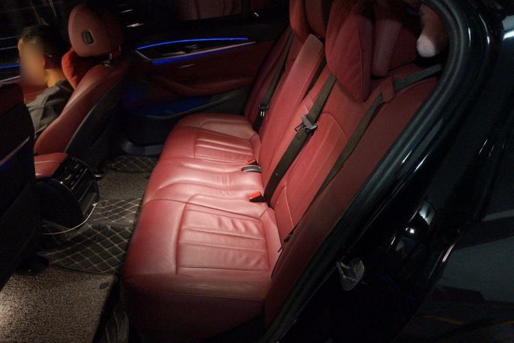 Used BMW 5 Series 2020 530Li Leading Model M Sport Package Left Rear Seat