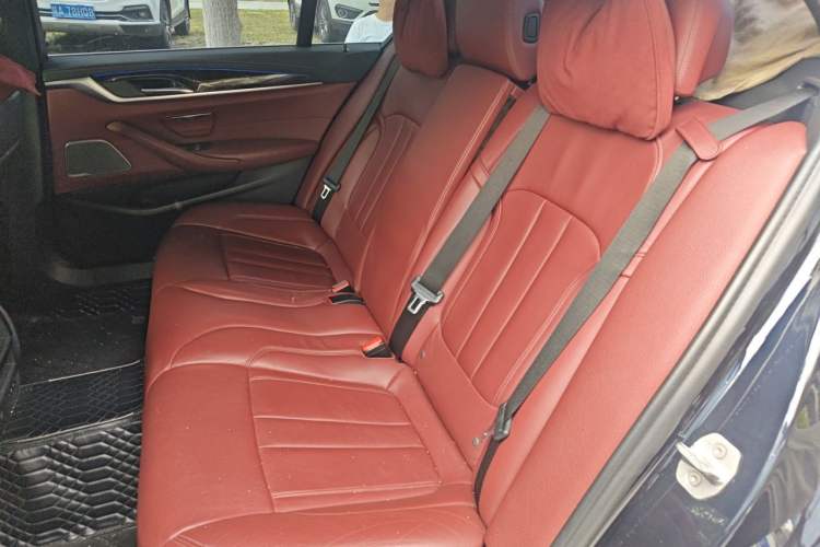 Used BMW 5 Series 2020 530Li Leading Model M Sport Package Left Rear Seat