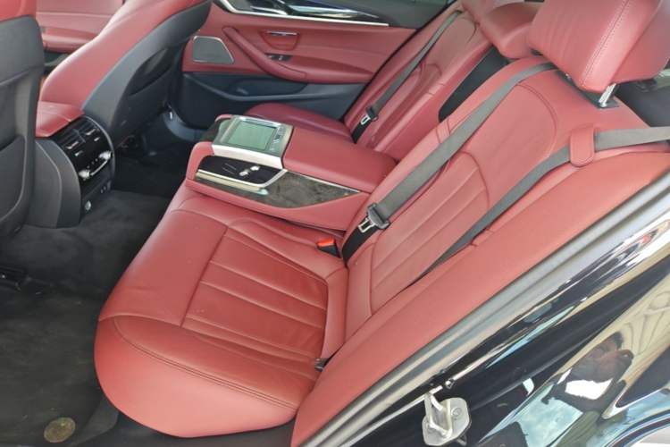 Used BMW 5 Series 2020 530Li Luxury Edition M Sport Package Left Rear Seat