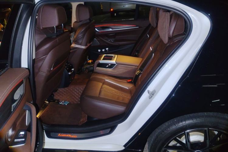 Used BMW 5 Series 2020 530Li Luxury Edition Premium Package Left Rear Seat